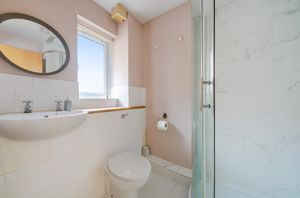 En suite- click for photo gallery